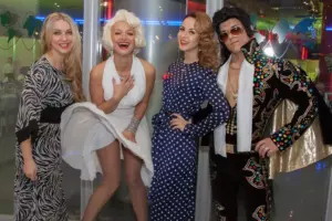 People and doppelgangers of stars