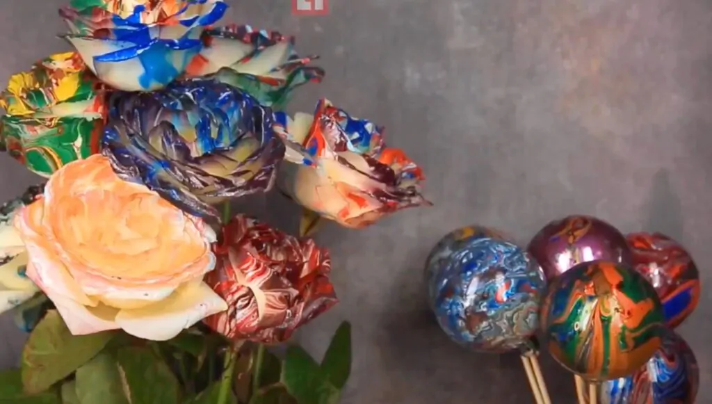 Multicolored glass roses